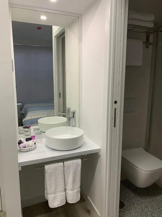 Nerja Casual Rooms
